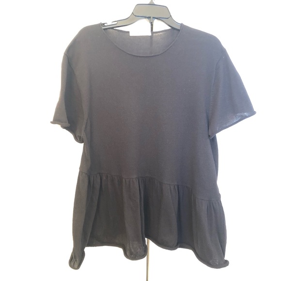 Zara Black Boxy knit top with flounce hem. - Picture 3 of 6